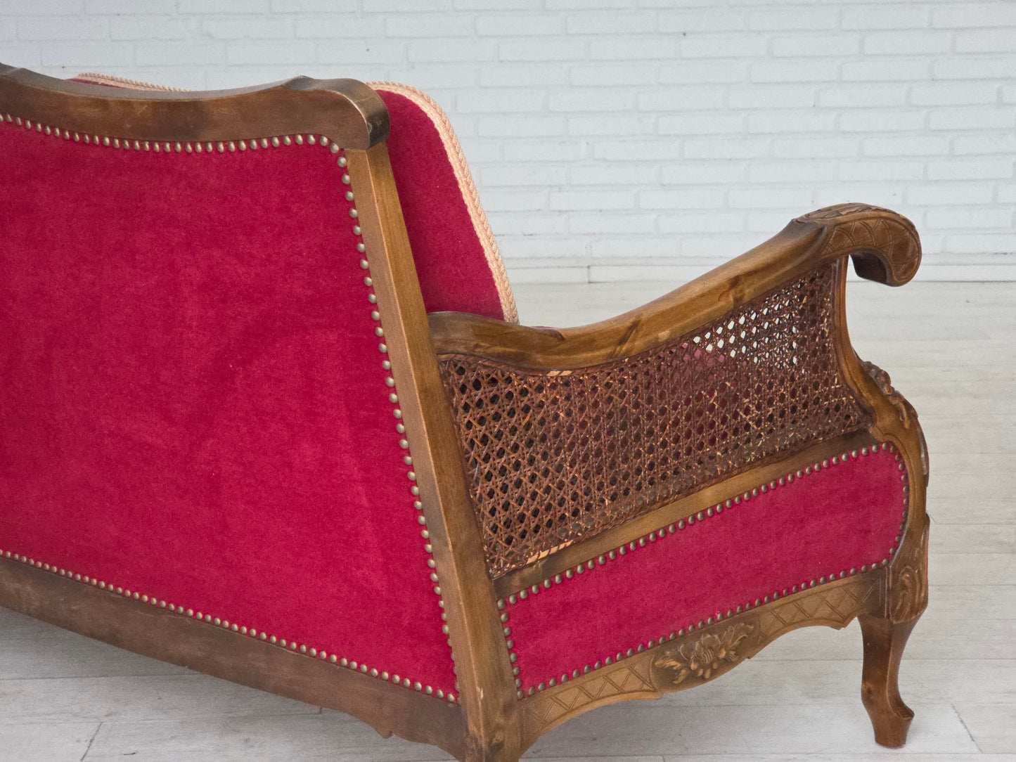 1930s, Danish 3-seater sofa, red furniture velour, furniture mesh.