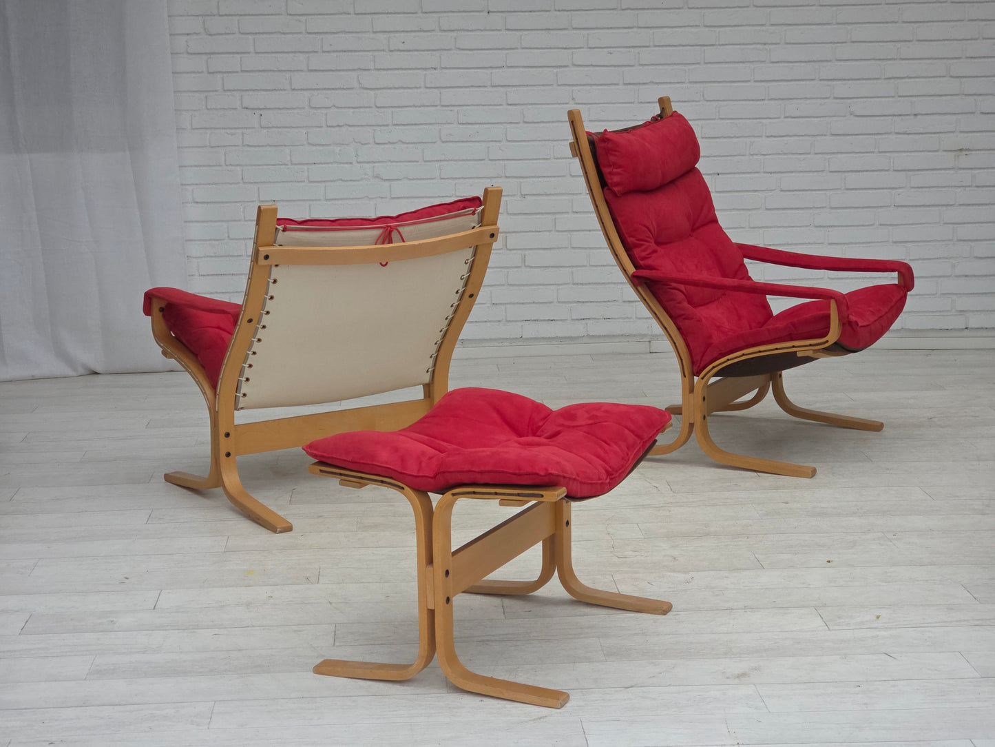 1970s, Norwegian design by Ingmar Relling, model "Siesta", set of 2 chairs with footstool.
