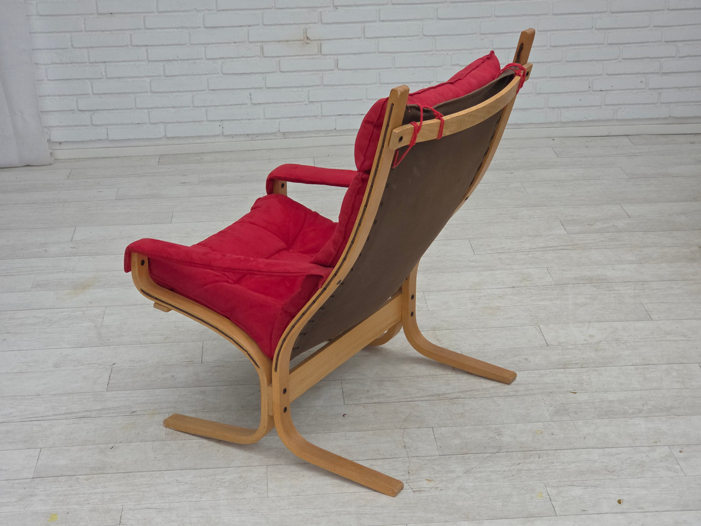 1970s, Norwegian design by Ingmar Relling, model "Siesta", set of 2 chairs with footstool.