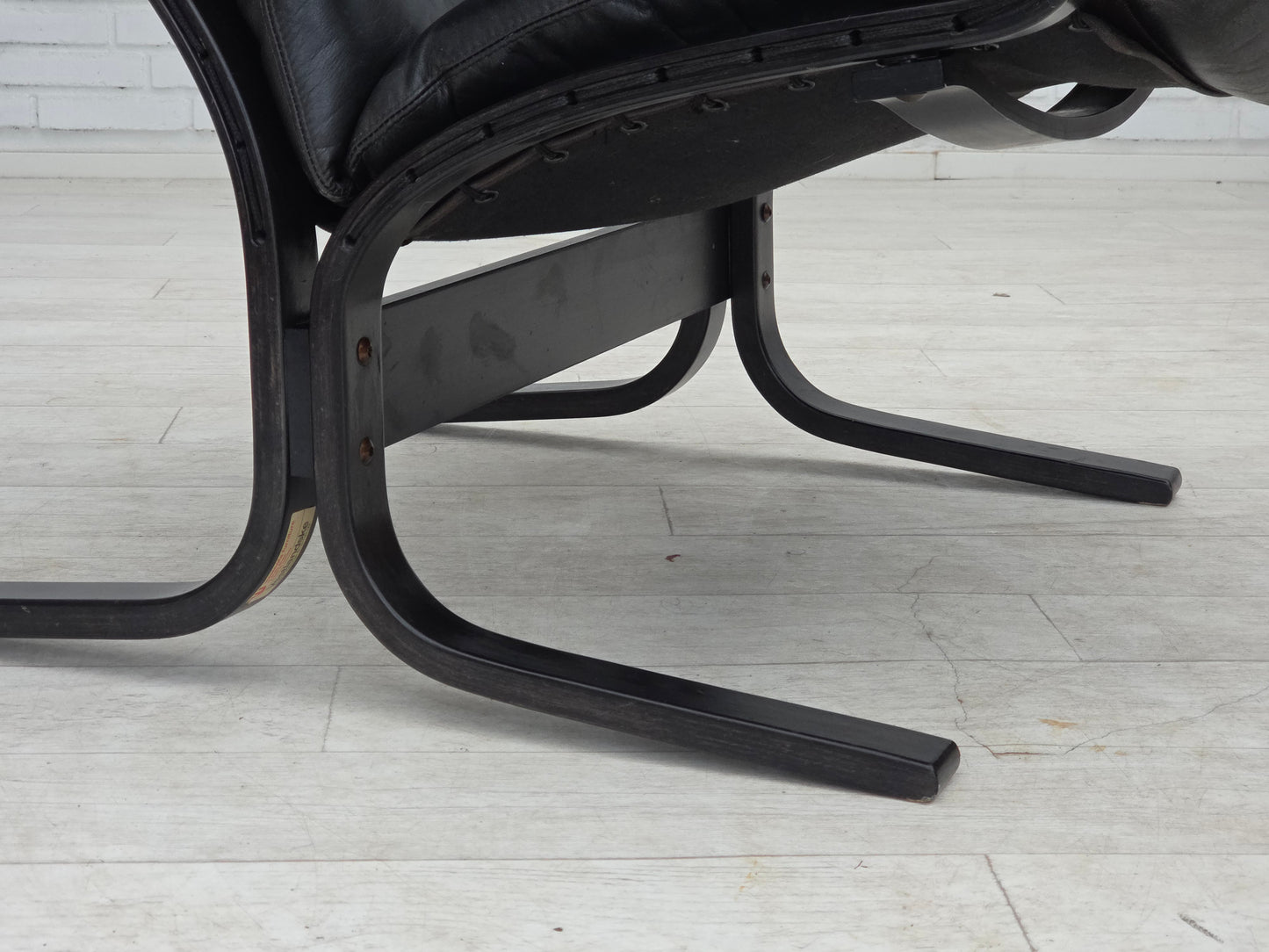 1970s, Norwegian design by Ingmar Relling, model "Siesta", furniture leather.