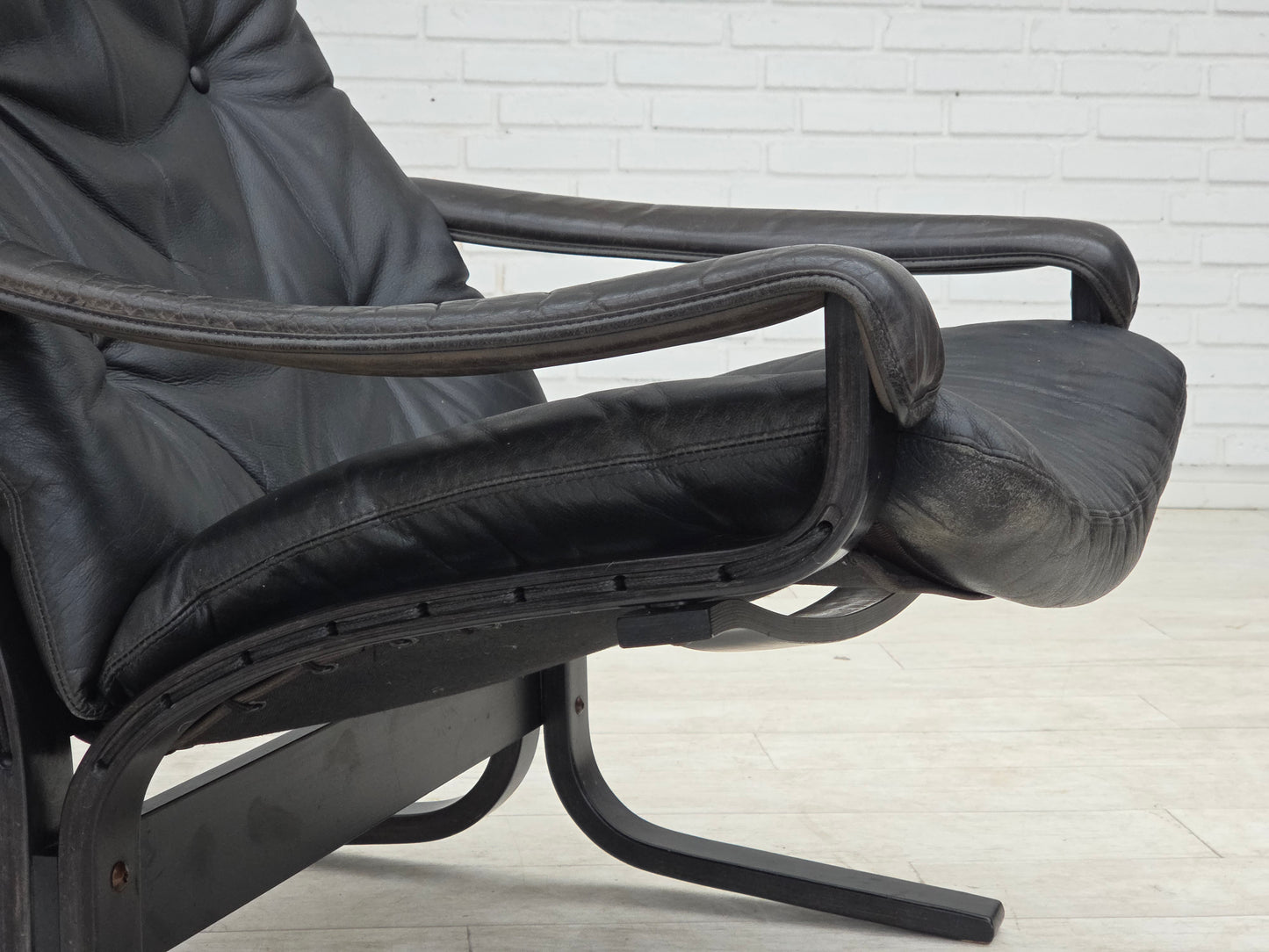1970s, Norwegian design by Ingmar Relling, model "Siesta", furniture leather.