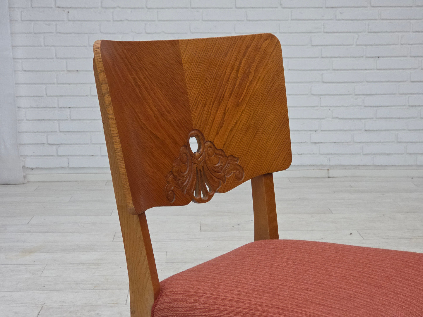 1950s, set of 6 Danish dining chairs, furniture wool, solid oak wood.