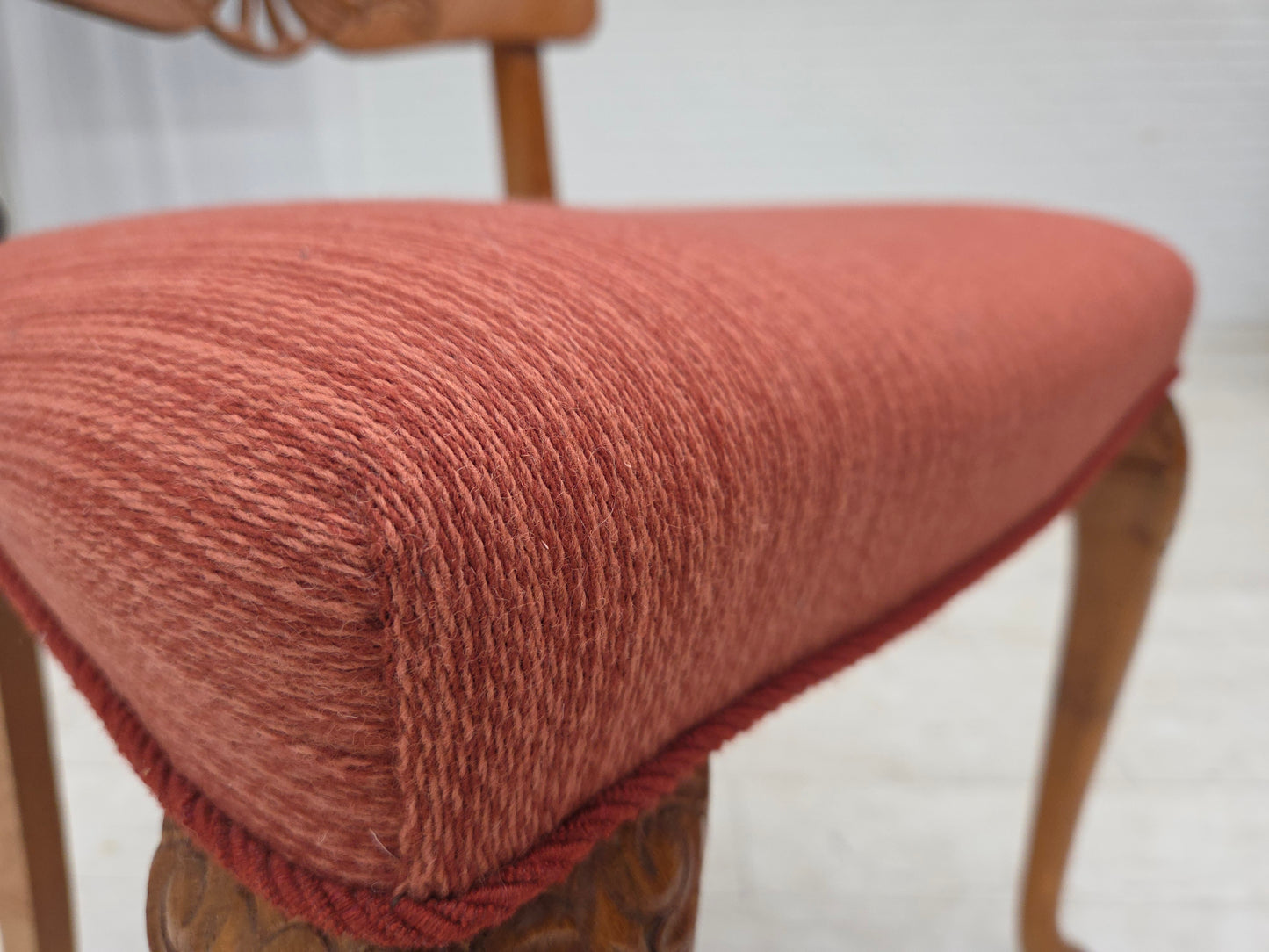 1950s, set of 6 Danish dining chairs, furniture wool, solid oak wood.