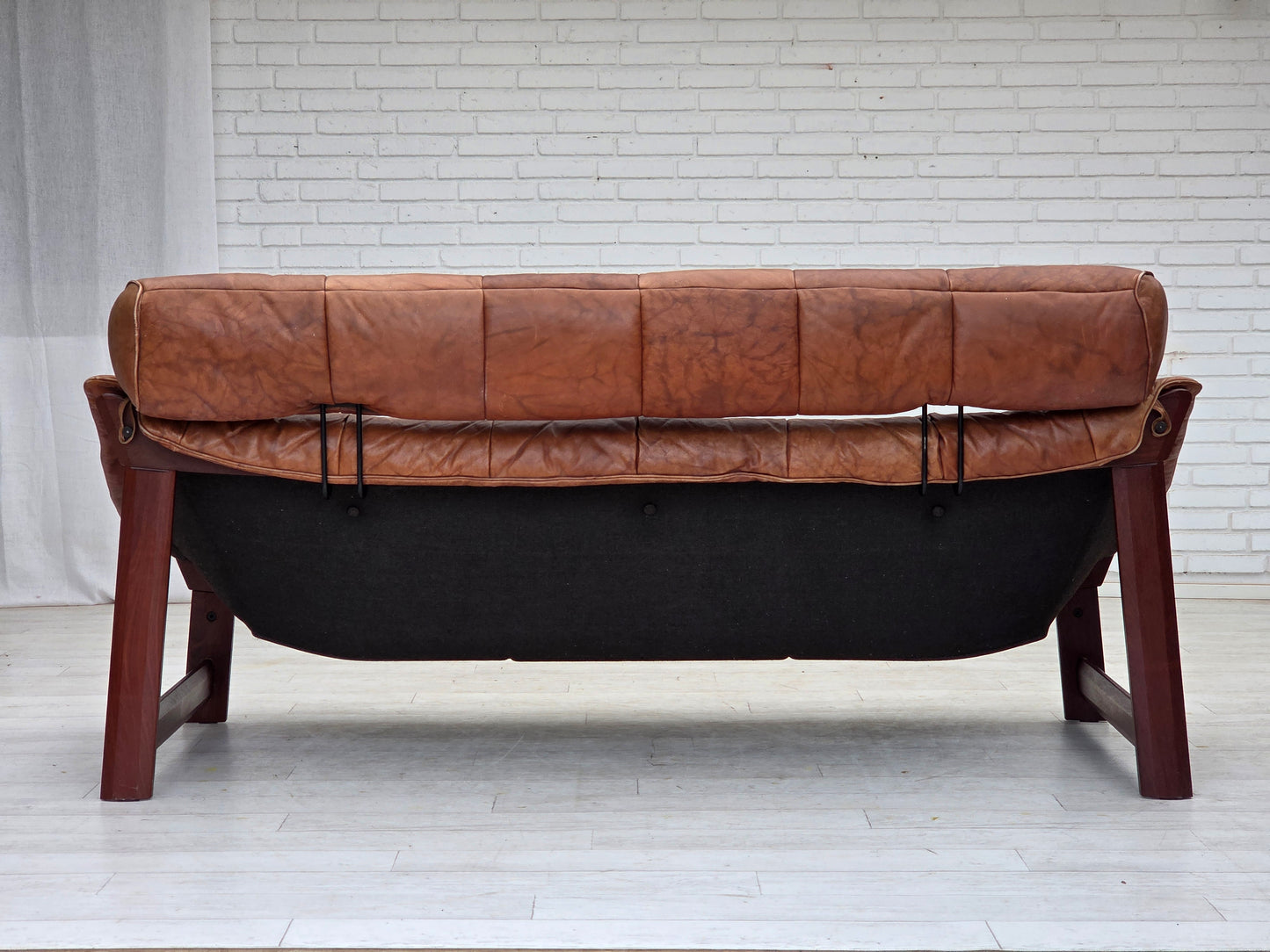 1970s, Norwegian design by Jan Erik Lindgren, 2-seater sofa model "Amazon".