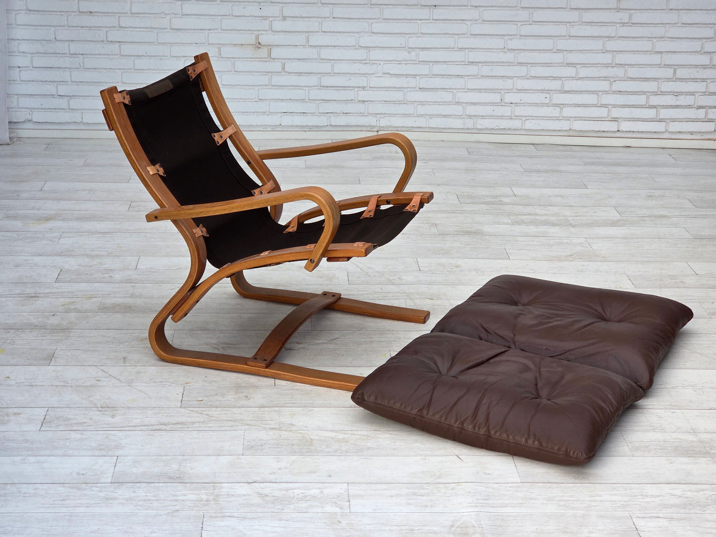 1970s, Danish armchair by Komfort, furniture leather, canvas, bent wood.
