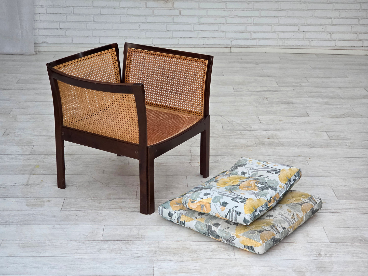 1970s, Danish design by Illum Wikkelsø, armchair model "Plexus", teak wood, furniture mesh.