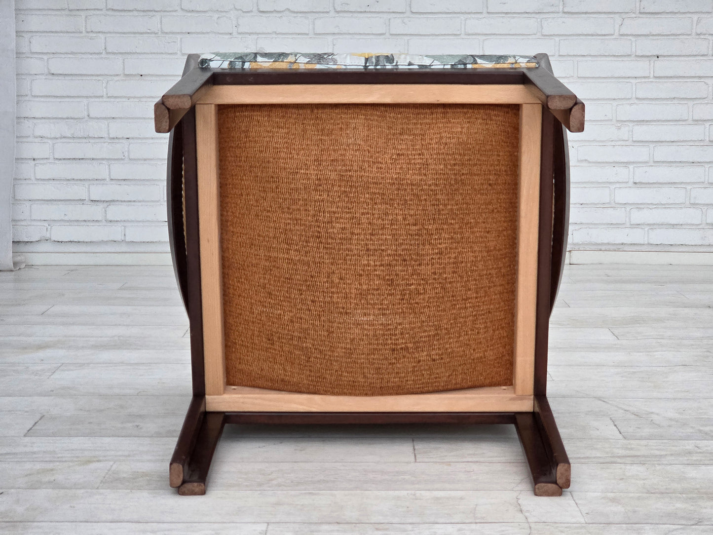 1970s, Danish design by Illum Wikkelsø, armchair model "Plexus", teak wood, furniture mesh.