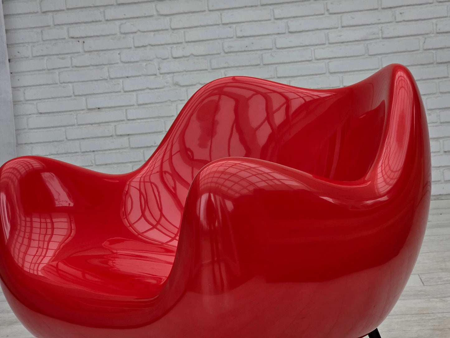 1960s, socialist realism design icon by Roman Modzelewski, model RM58 Composite.