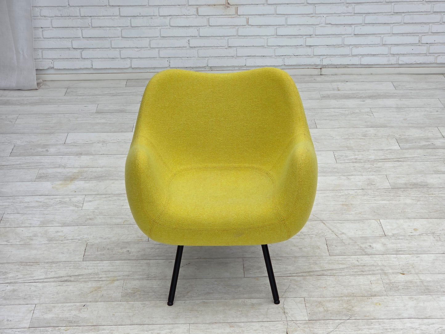 1960s, socialist realism design icon by Roman Modzelewski, model RM58.