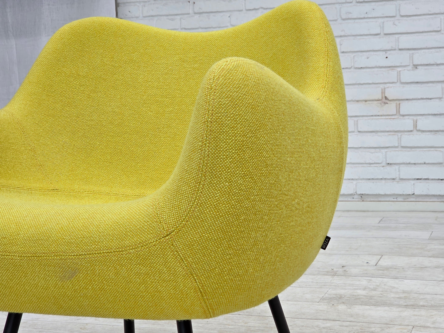 1960s, socialist realism design icon by Roman Modzelewski, model RM58.