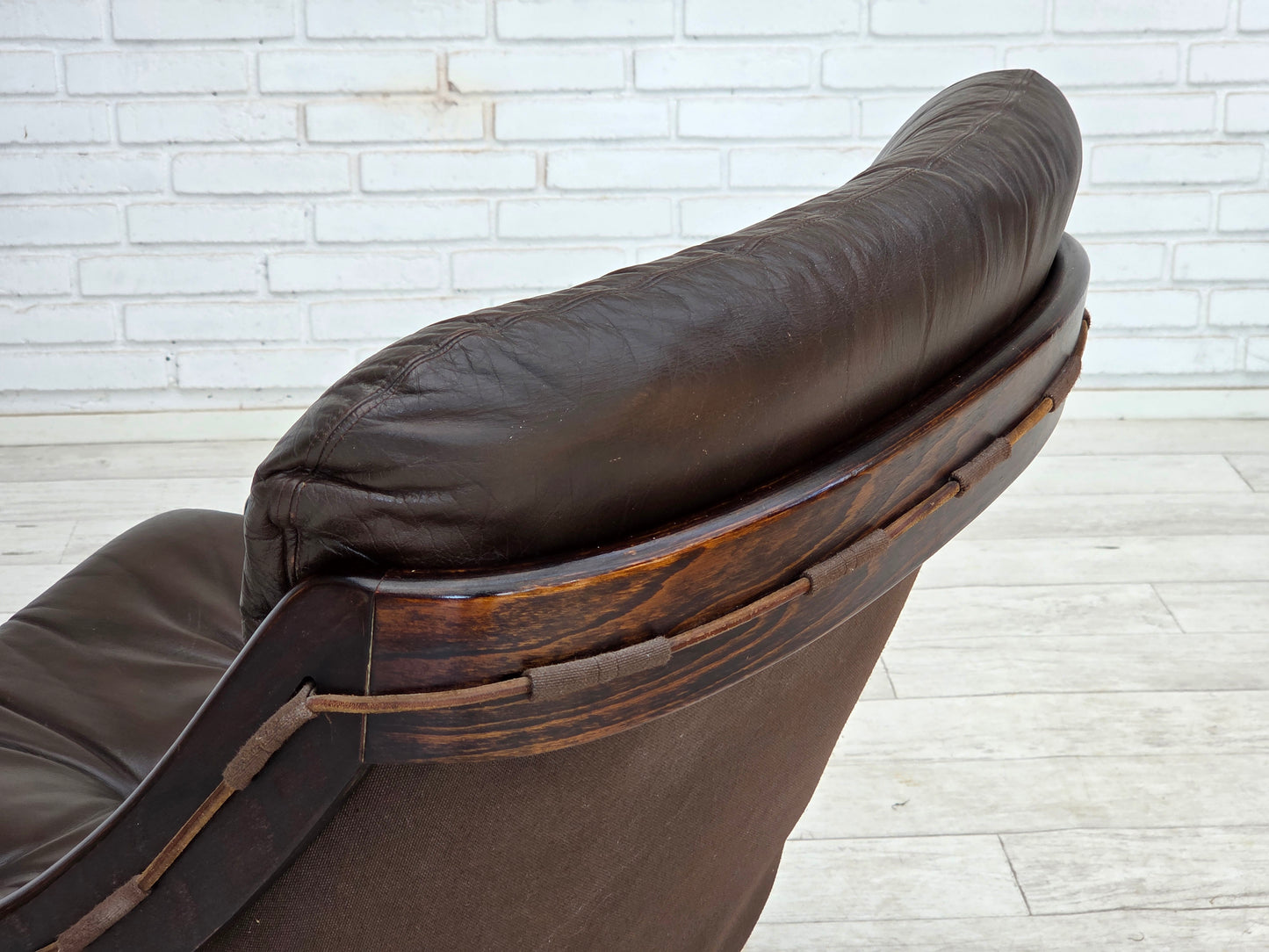 1970s, Swedish design by Åke Fribytter, armchair, furniture leather.