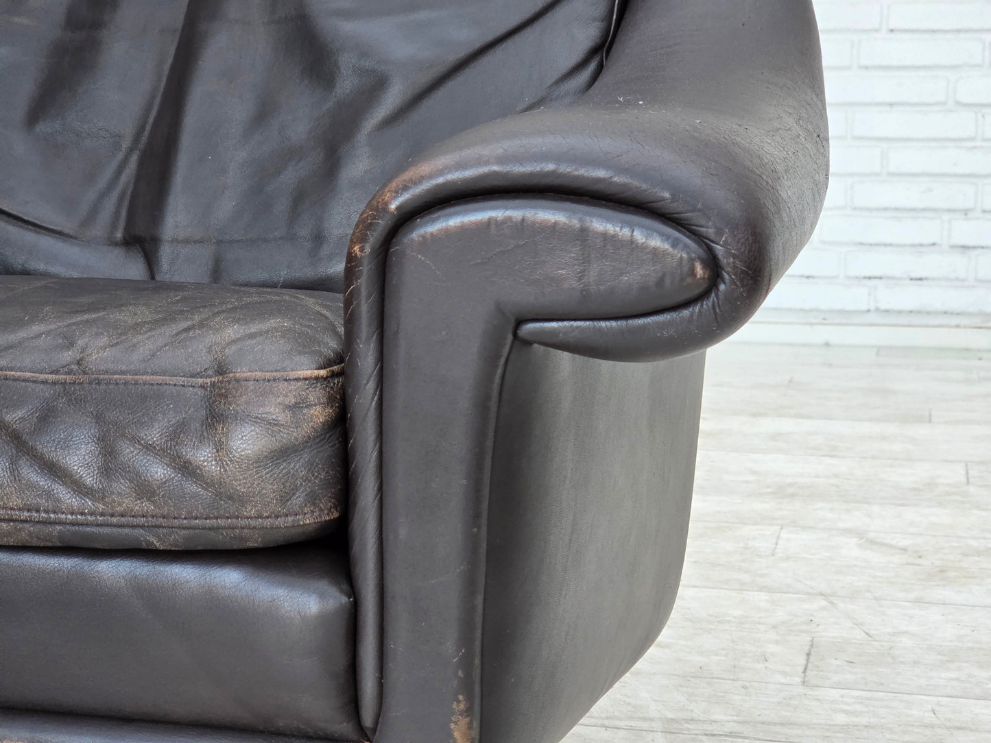 1960s, Danish swivel armchair by Aage Christensen, furniture leather.