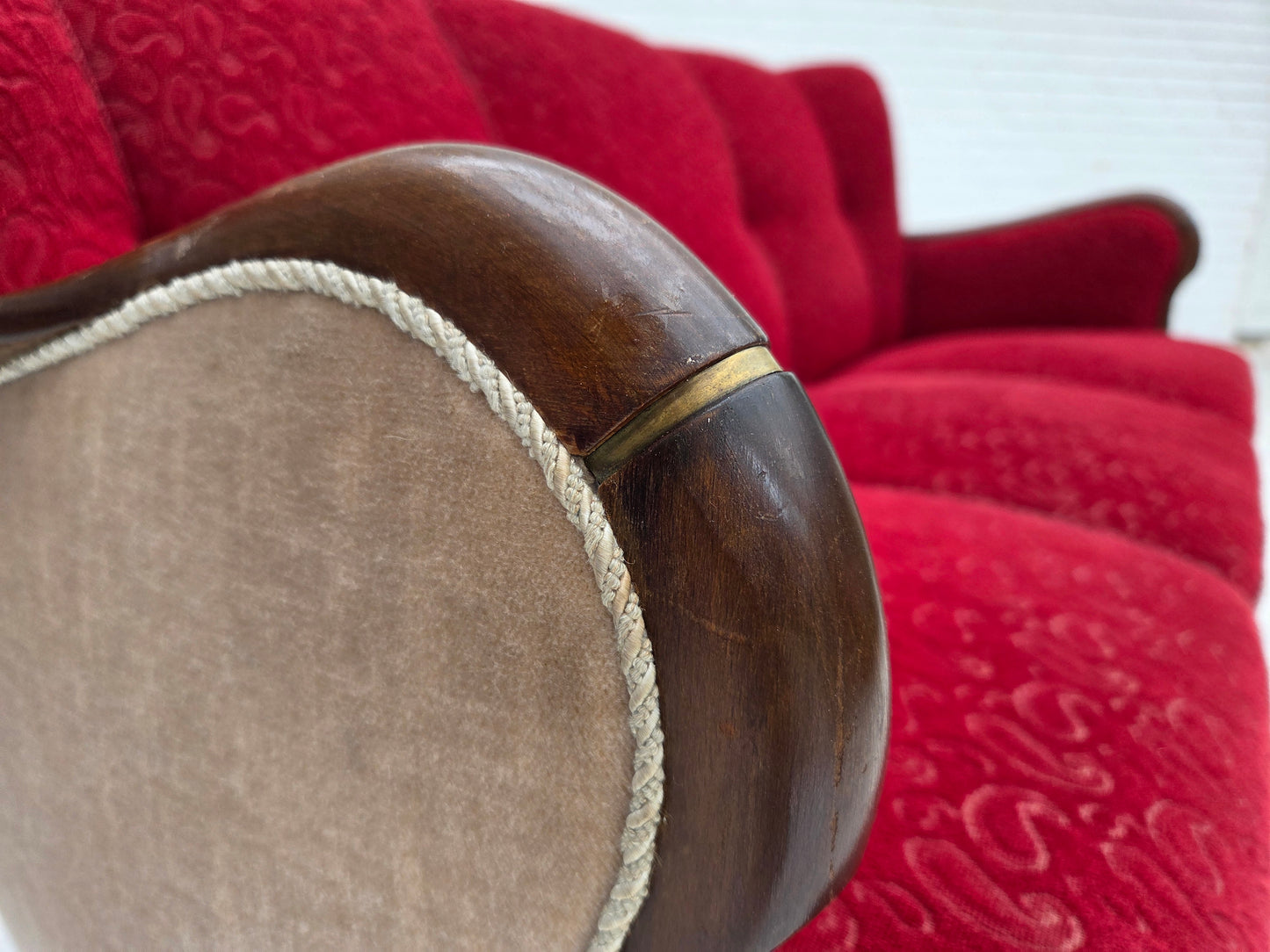 1950s, Danish 3-seater sofa, original red/beige furniture wool.