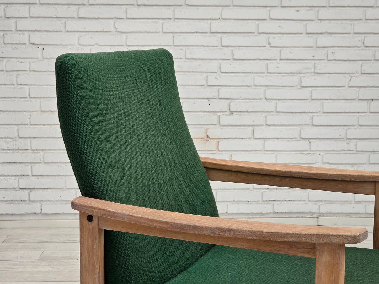 1980s, Danish armchair by Høng Stole, green furniture wool, oak wood.