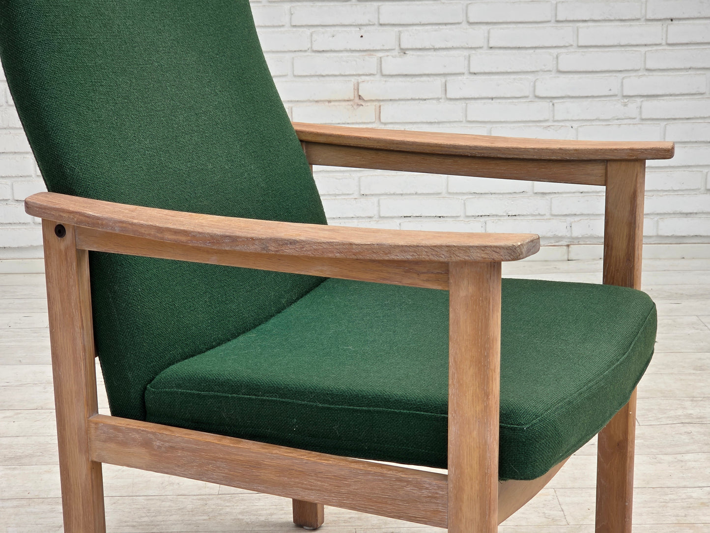 1980s, Danish armchair by Høng Stole, green furniture wool, oak wood.