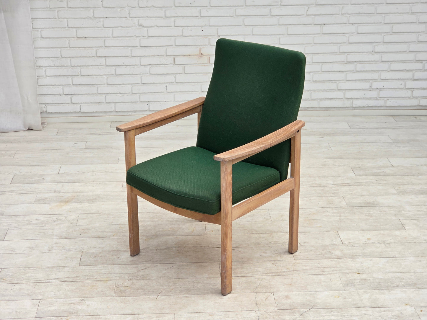 1980s, Danish armchair by Høng Stole, green furniture wool, oak wood.