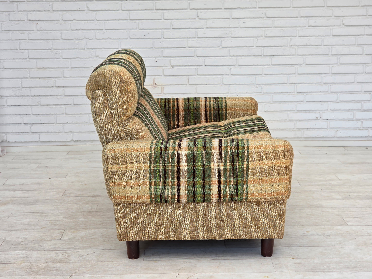1980s, Danish 2-seater sofa by Nisbo Horsens, furniture wool.