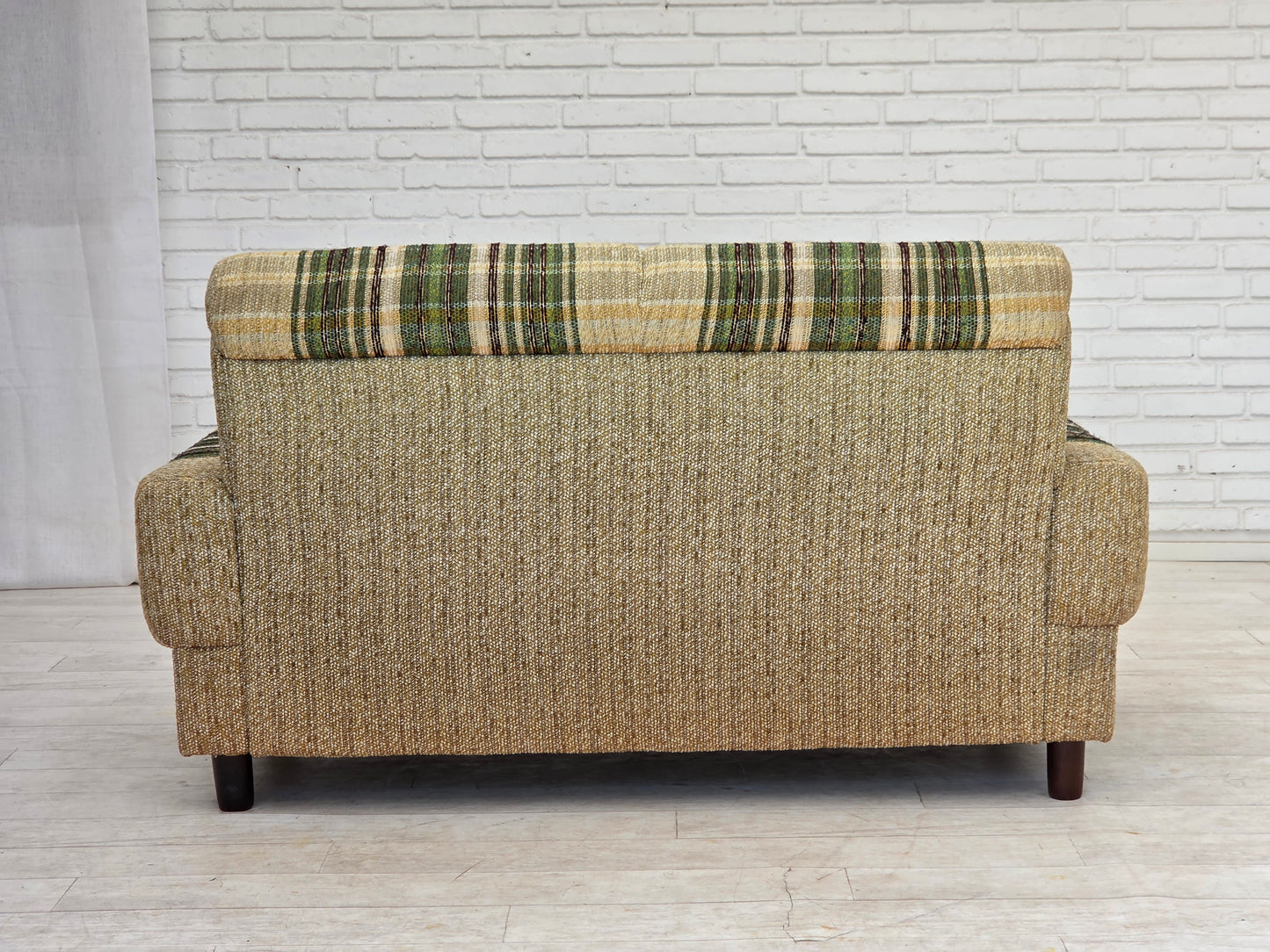 1980s, Danish 2-seater sofa by Nisbo Horsens, furniture wool.