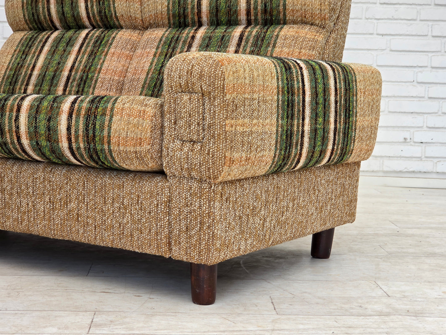 1980s, Danish 2-seater sofa by Nisbo Horsens, furniture wool.