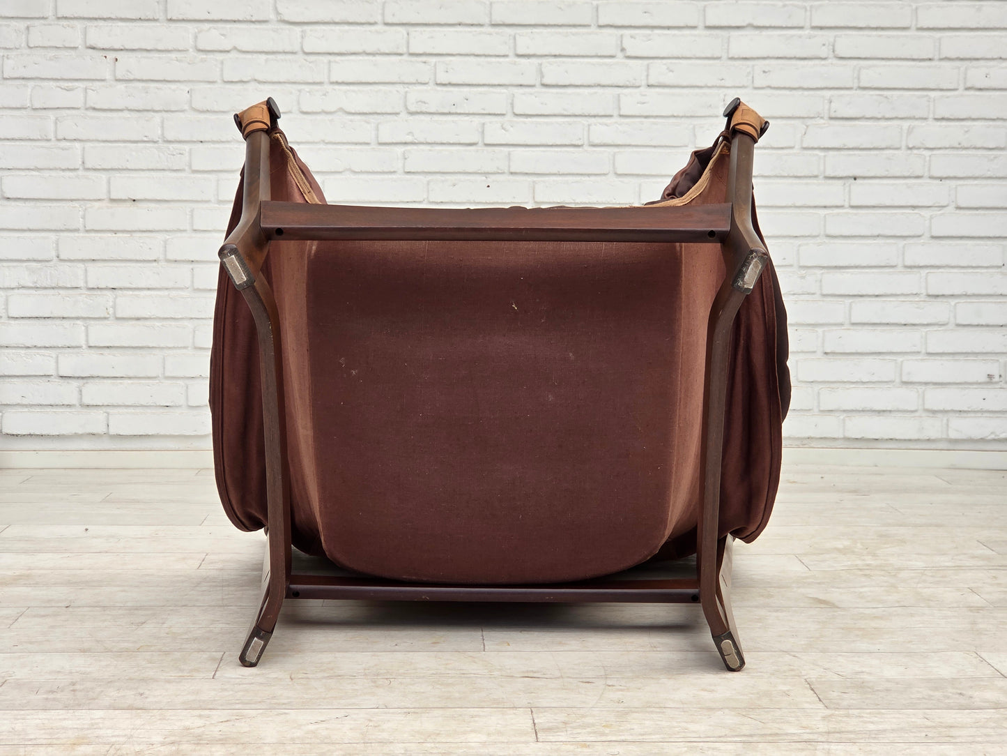 1970s, Norwegian design by Tormod Alnaes, "Trega" lounge chair.