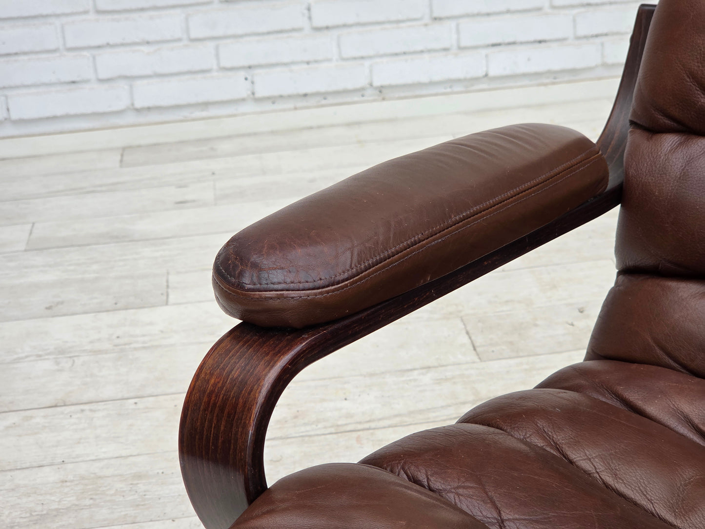 1970s, Danish swivel armchair by Georg Thams, brown furniture leather.