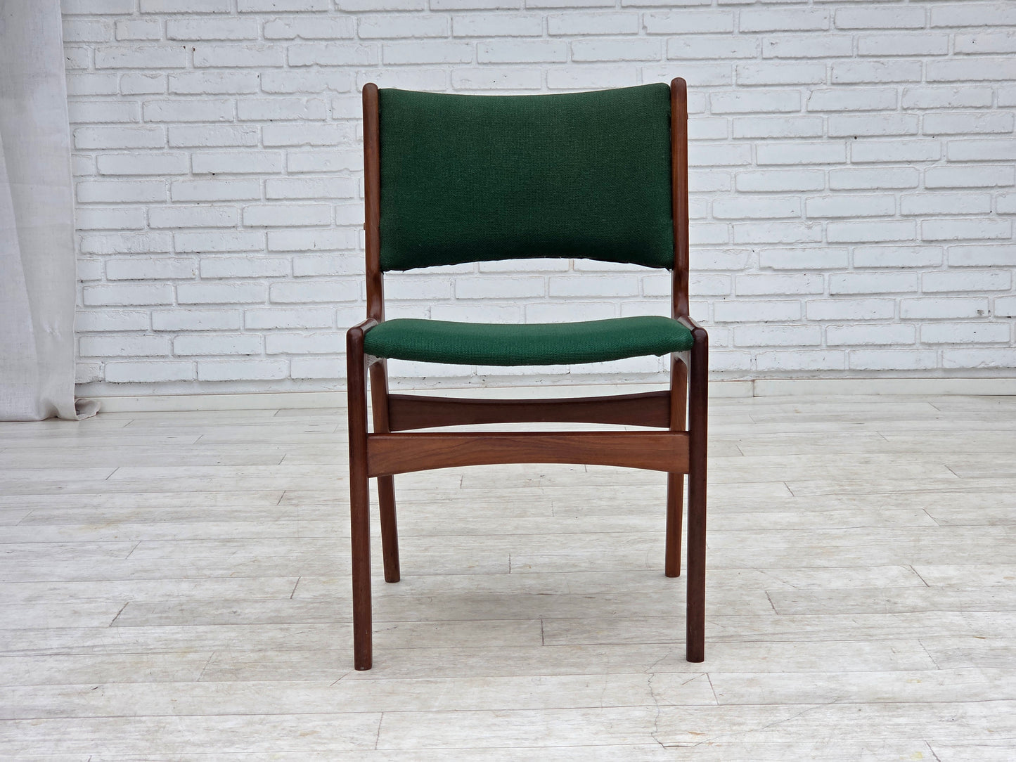 1960s, Danish design by Erik Buch, set of 4 dining chairs, model 89.
