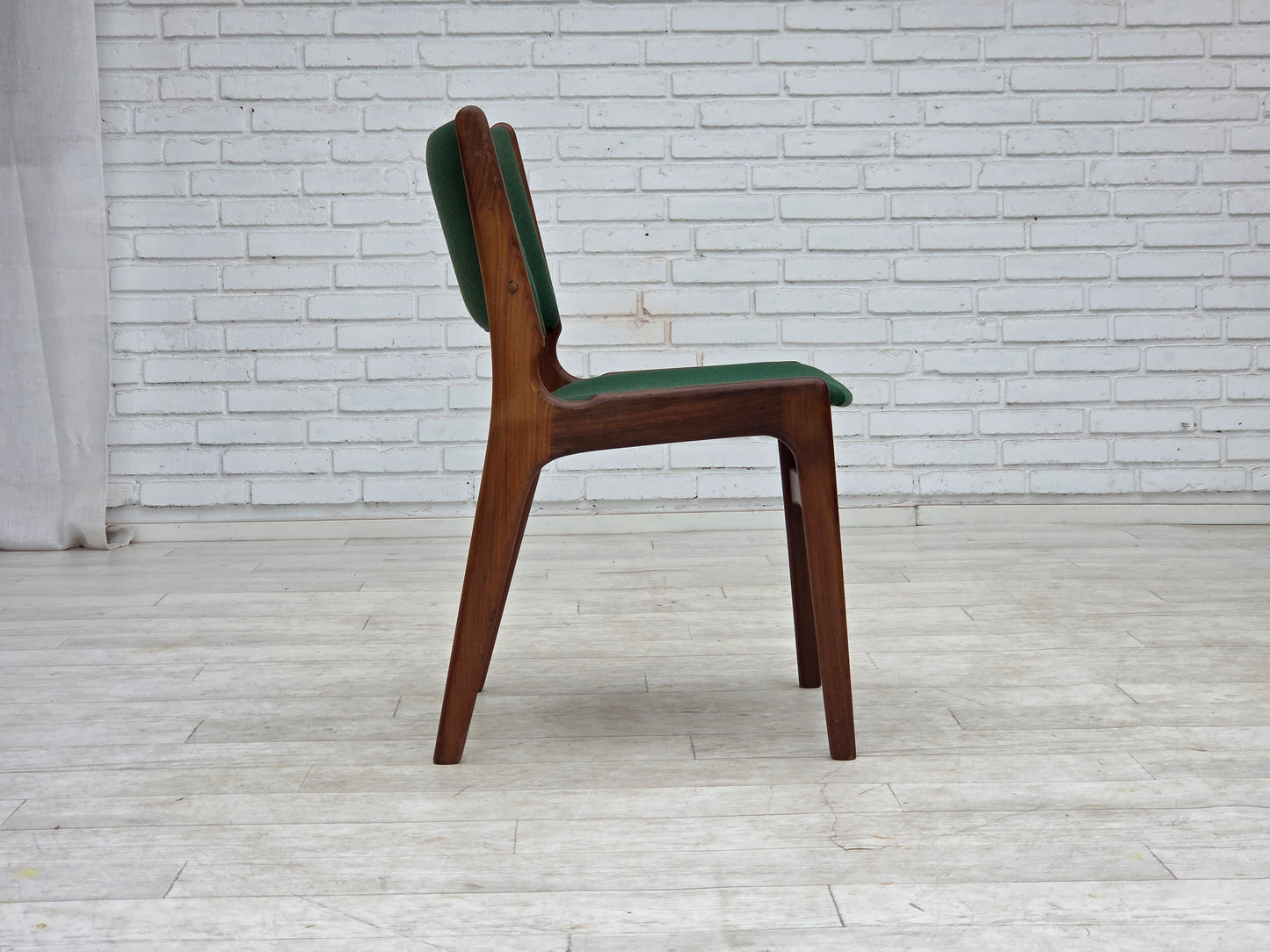1960s, Danish design by Erik Buch, set of 4 dining chairs, model 89.