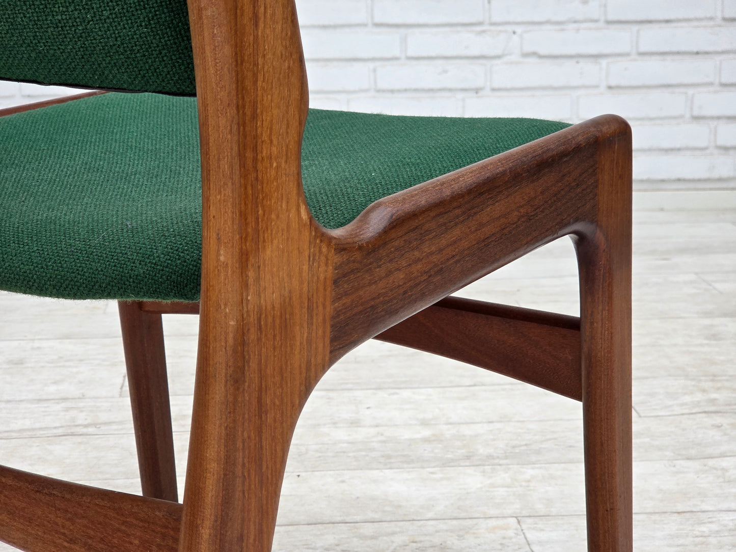 1960s, Danish design by Erik Buch, set of 4 dining chairs, model 89.