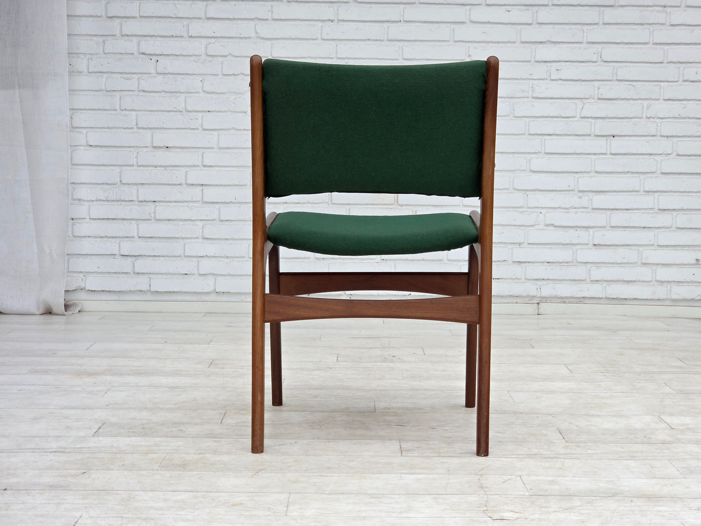 1960s, Danish design by Erik Buch, set of 4 dining chairs, model 89.