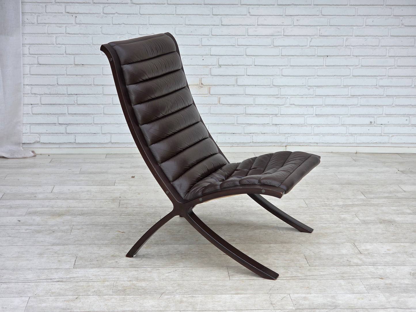 1970s, Danish chair by Peter Hvidt & Orla Mølgaard for Fritz Hansen.
