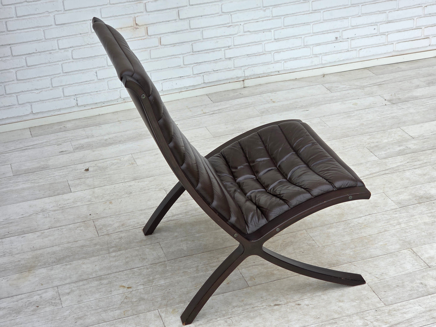 1970s, Danish chair by Peter Hvidt & Orla Mølgaard for Fritz Hansen.