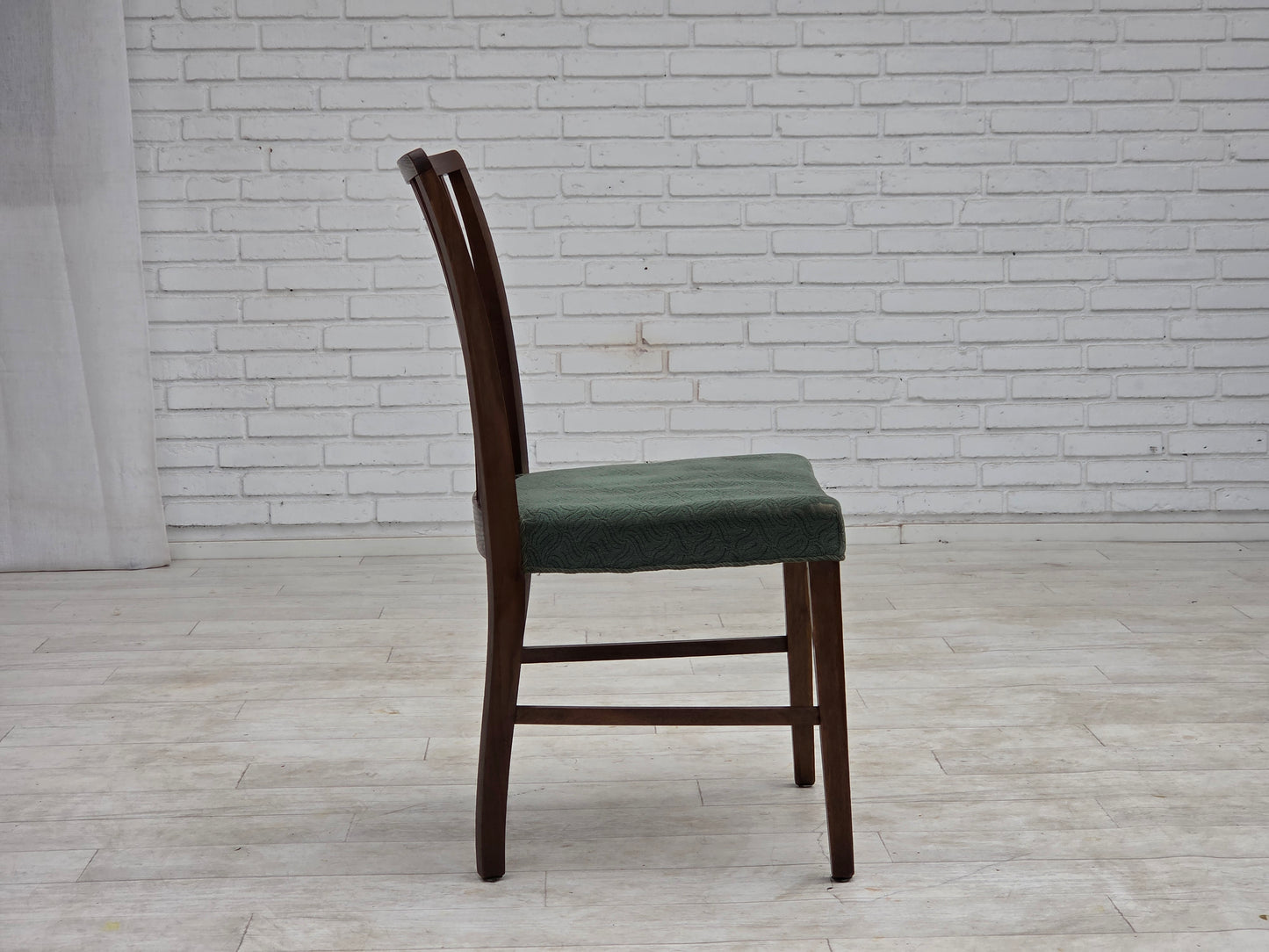 1960s, set of 6 Danish dining chairs, furniture wool, oak wood.