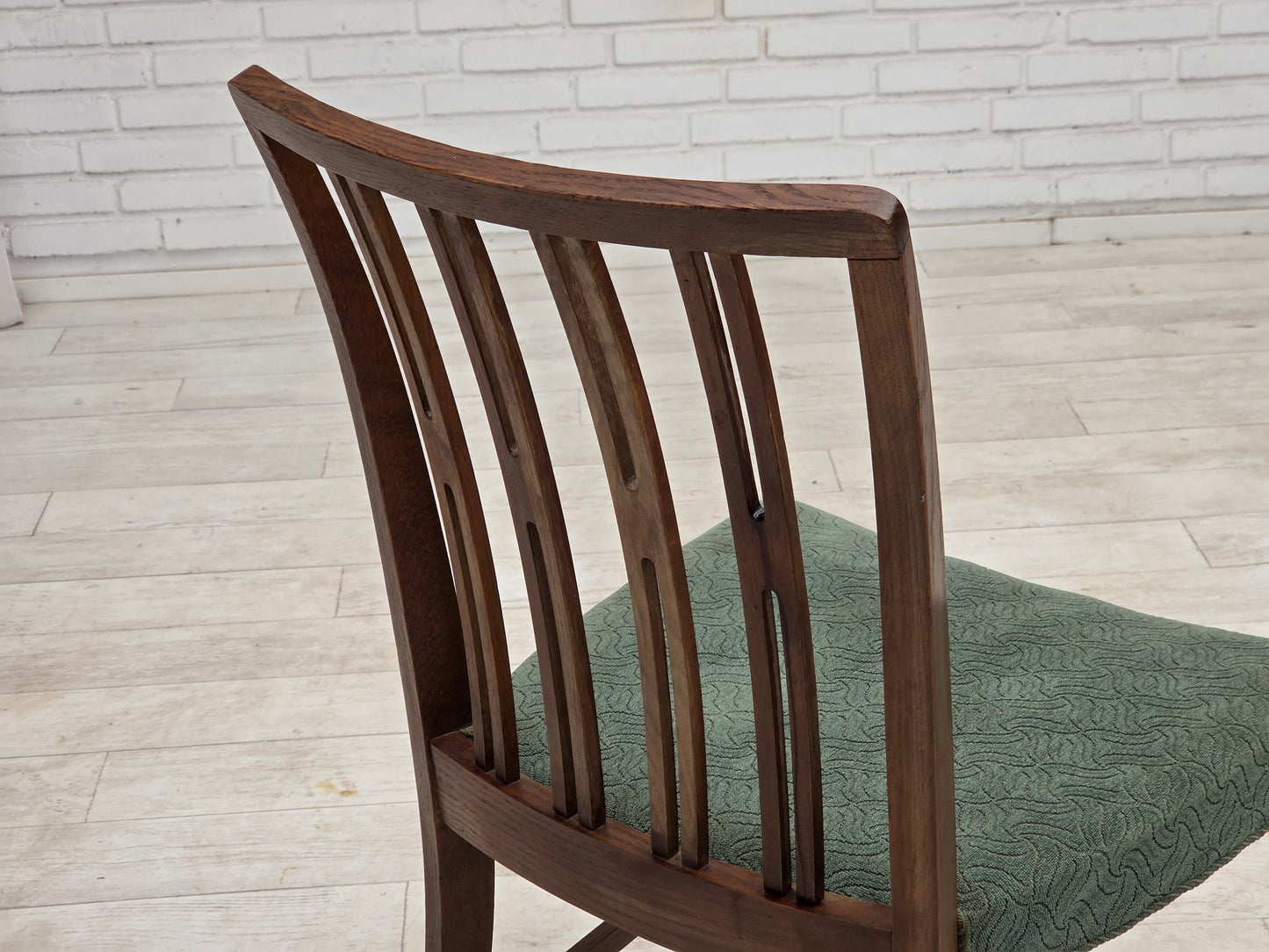 1960s, set of 6 Danish dining chairs, furniture wool, oak wood.