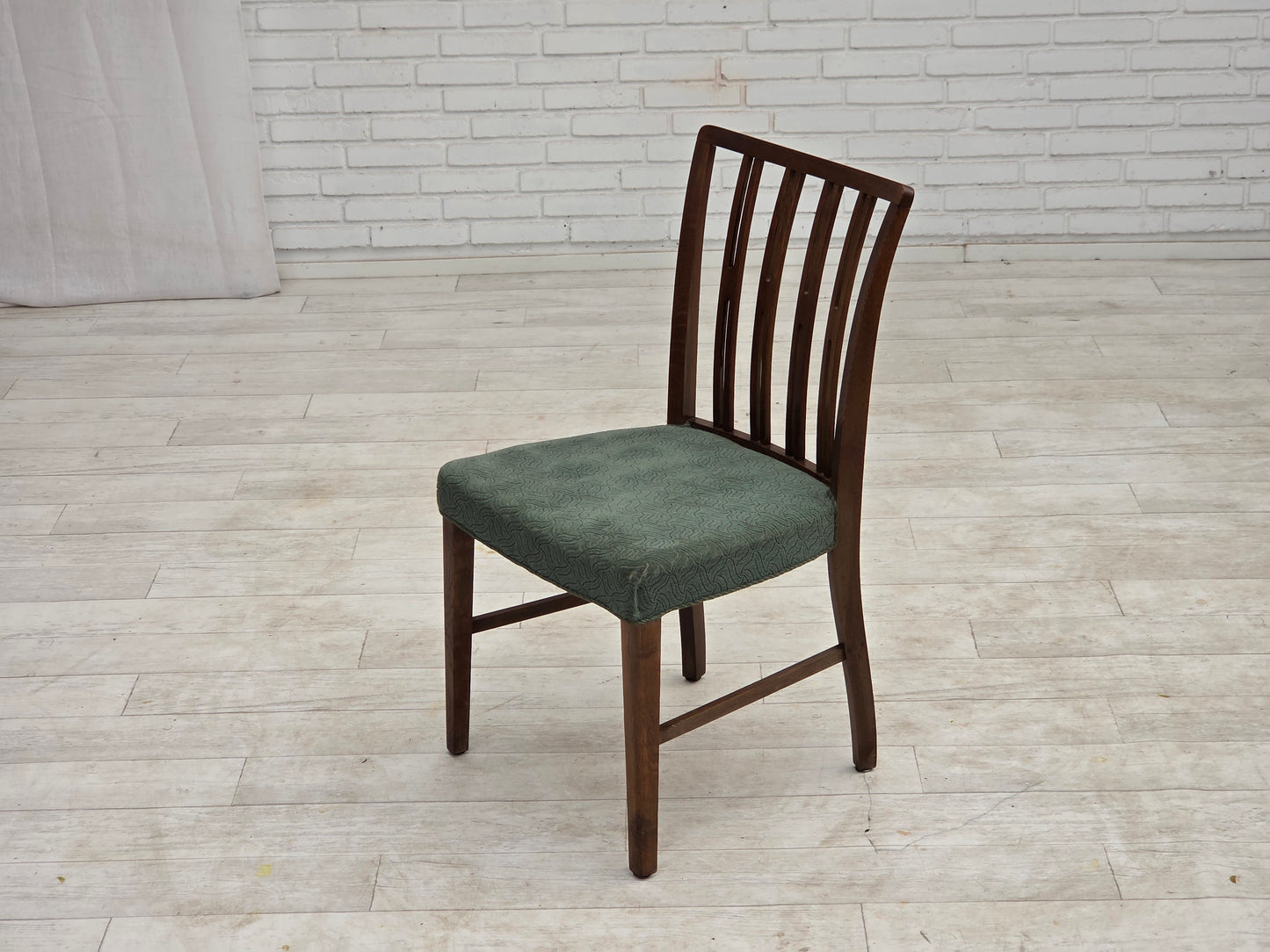 1960s, set of 6 Danish dining chairs, furniture wool, oak wood.