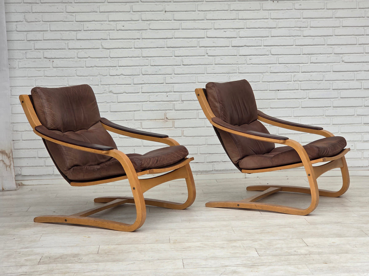 1970s, Swedish design by Åke Fribytter, armchair, leather, bentwood.
