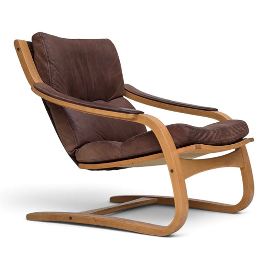 1970s, Swedish design by Åke Fribytter, armchair, leather, bentwood.