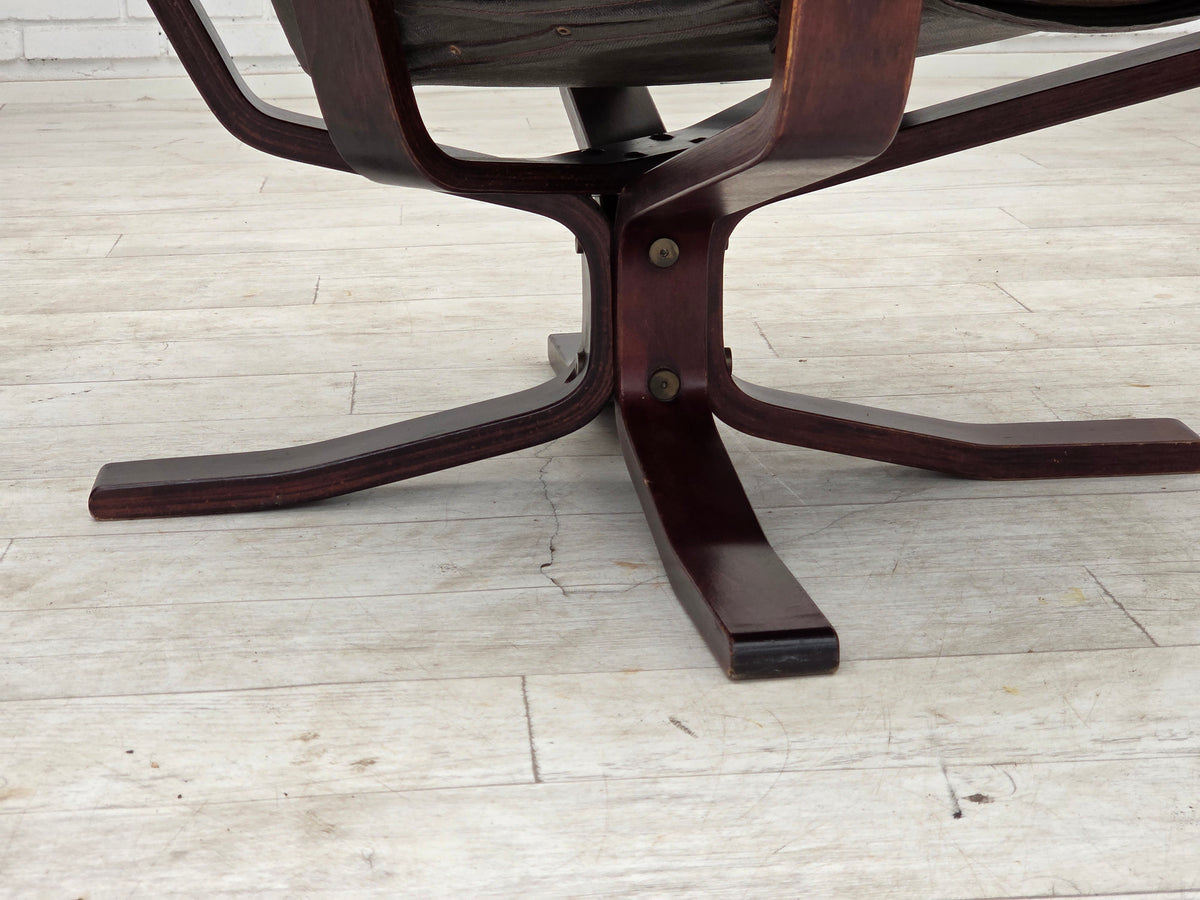 1970s, Norwegian chair by Sigurd Ressel, model "Falcon".