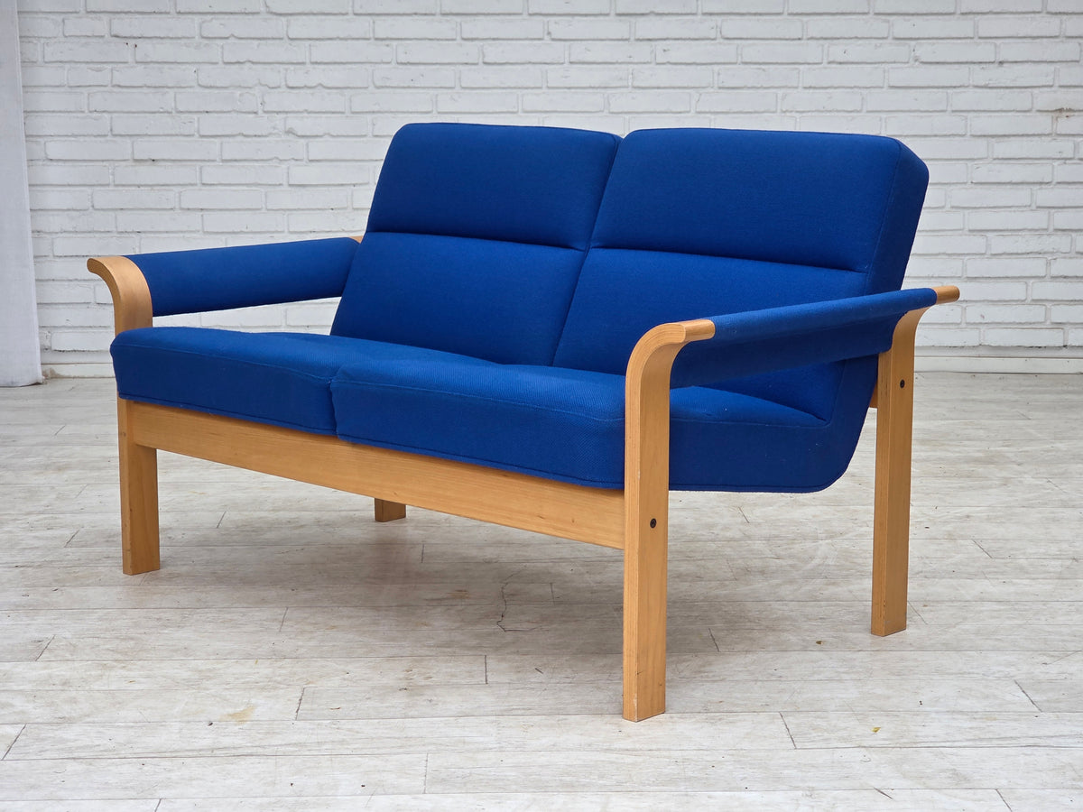 1970s, Danish design by Magnus Olesen, 2-seater sofa, furniture wool.