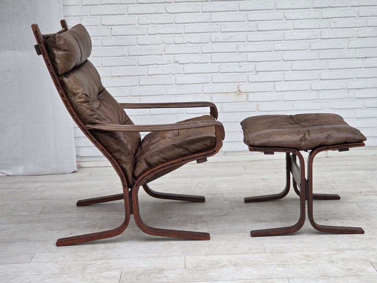 1970s, Norwegian design by Ingmar Relling, chair model "Siesta" with footstool.