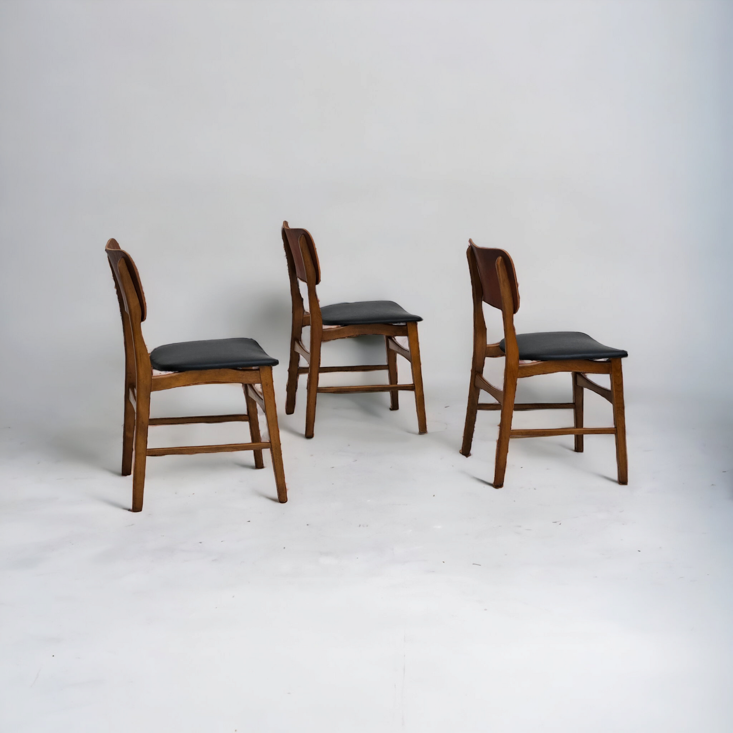 1960s, Danish design by Ib Kofod Larsen, set of 3 dining chairs model 62.