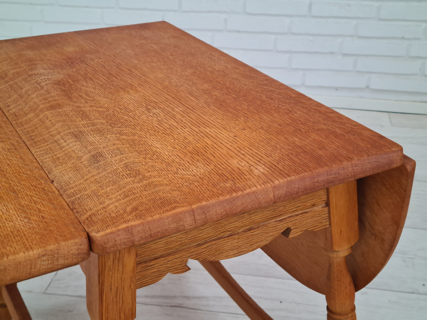 1960s, coffee table, Danish design, Henning Kjærnulf style, oak wood.